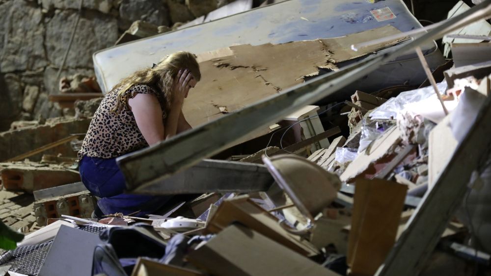 La cifra de muertos por los terremotos asciende a 188. Foto EFE