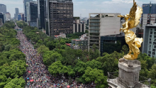La Marcha del Orgullo recorrerá este sábado Reforma, Juárez, Eje Central y 5 de Mayo hasta el Zócalo. Estos son los horarios y la ruta completa. (Foto: Cuartoscuro)