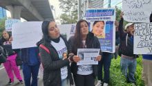 La movilización realizada este lunes, busca presionar a las autoridades capitalinas para que agilicen las investigaciones, dado que la joven cumple ocho días con paradero desconocido (Foto: @AlfredoTNews)