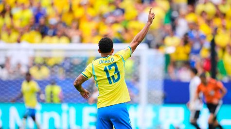 Brasil triunfa 2-1 ante Japón y se clasifica a los octavos de final de la Copa del Mundo. MexSport