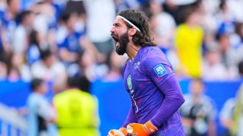 Alisson Becker festeja triunfo ante Japón. MexSport