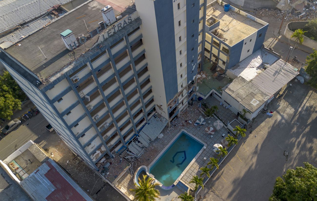 Así avanzan las labores de rescate en La Guaira tras los terremotos | EFE