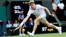 Jannik Sinner se mantiene en Wimbledon. EFE