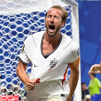 Harry Kane festeja su gol y el pase a los octavos de final. MexSport