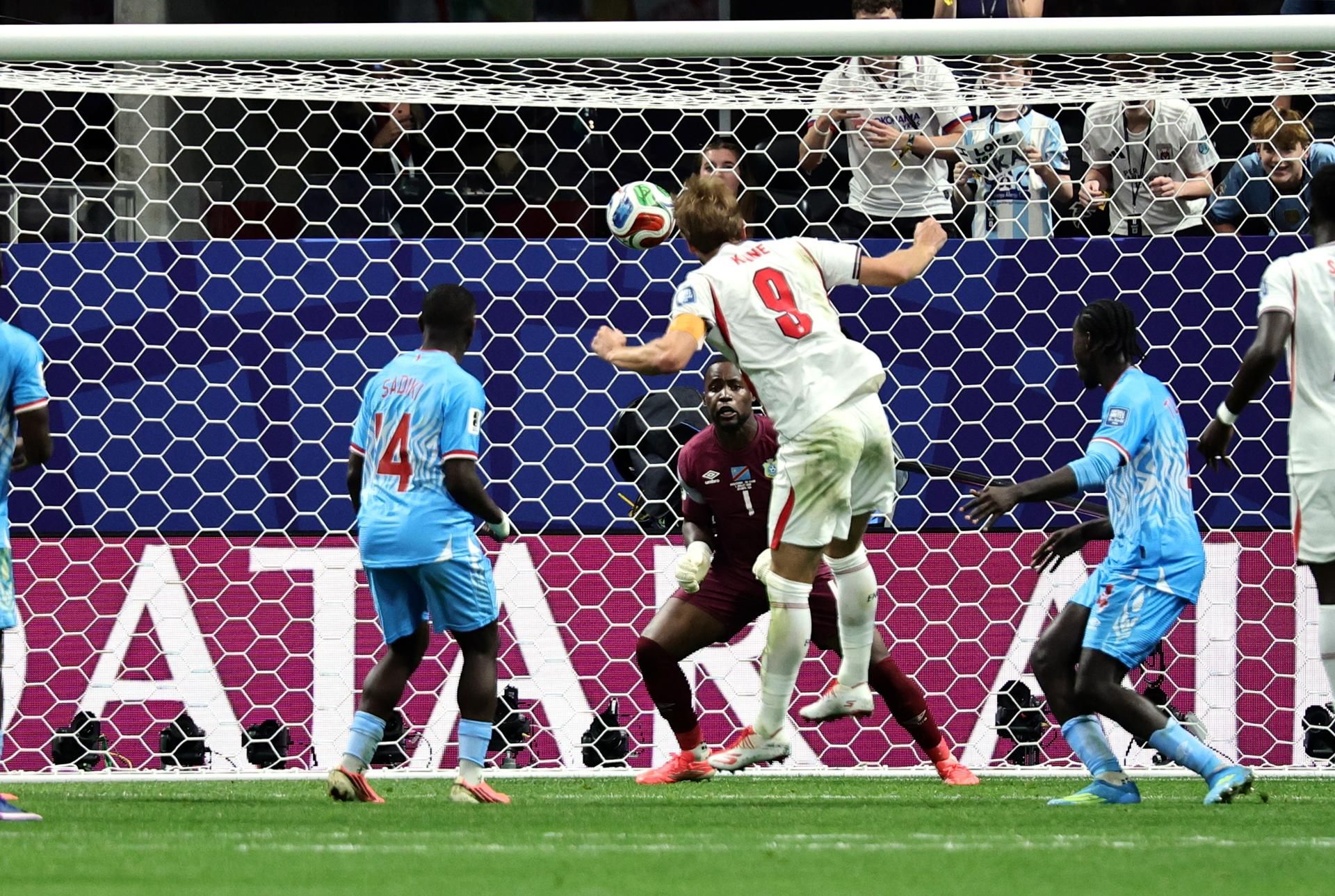 Harry Kane marca el empate ante RD Congo al 75'. EFE