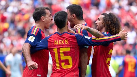España festeja gol ante Austria. MexSport