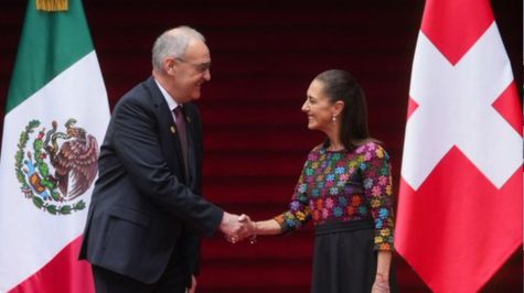 Sheinbaum recibe al Presidente de la Confederación Suiza, Guy Parmelin en Palacio Nacional.  (especial)