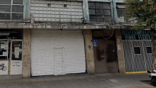 Un hombre de aproximadamente 40 años fue encontrado sin vida dentro de una bodega en República de Perú, en el Centro Histórico. (Foto: Google Maps)