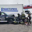Diez policías del agrupamiento Ateneas resultaron lesionadas tras un choque entre una patrulla de la SSC y un camión repartidor en Iztapalapa. (Foto: @antonioaranda_)