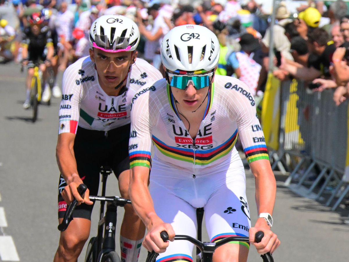 Isaac del Toro brilla en los Pirineos: Podio y maillot blanco en el Tour de Francia