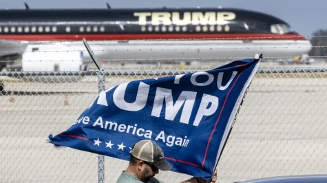 Aeropuerto de Palm Beach cambia su nombre a Donald J. Trump: Todo lo que debes saber (Foto EFE) Aeropuerto de Palm Beach cambia su nombre a Donald J. Trump: Todo lo que debes saber (Foto EFE)