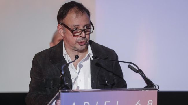 El presidente de la Academia Mexicana de Artes y Ciencias Cinematográficas (AMACC), Daniel Hidalgo, habla durante una rueda de prensa este miércoles, en Ciudad de México (México). EFE/ Isaac Esquivel