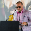 Drama para McGregor: cirugía, derrota y promesa de regreso