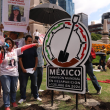 La estructura incluía la leyenda: "México, campeón mundial en desaparición. +135 mil en 2026", en referencia a las cifras oficiales de personas desaparecidas en el país. (Foto: Cuartoscuro)