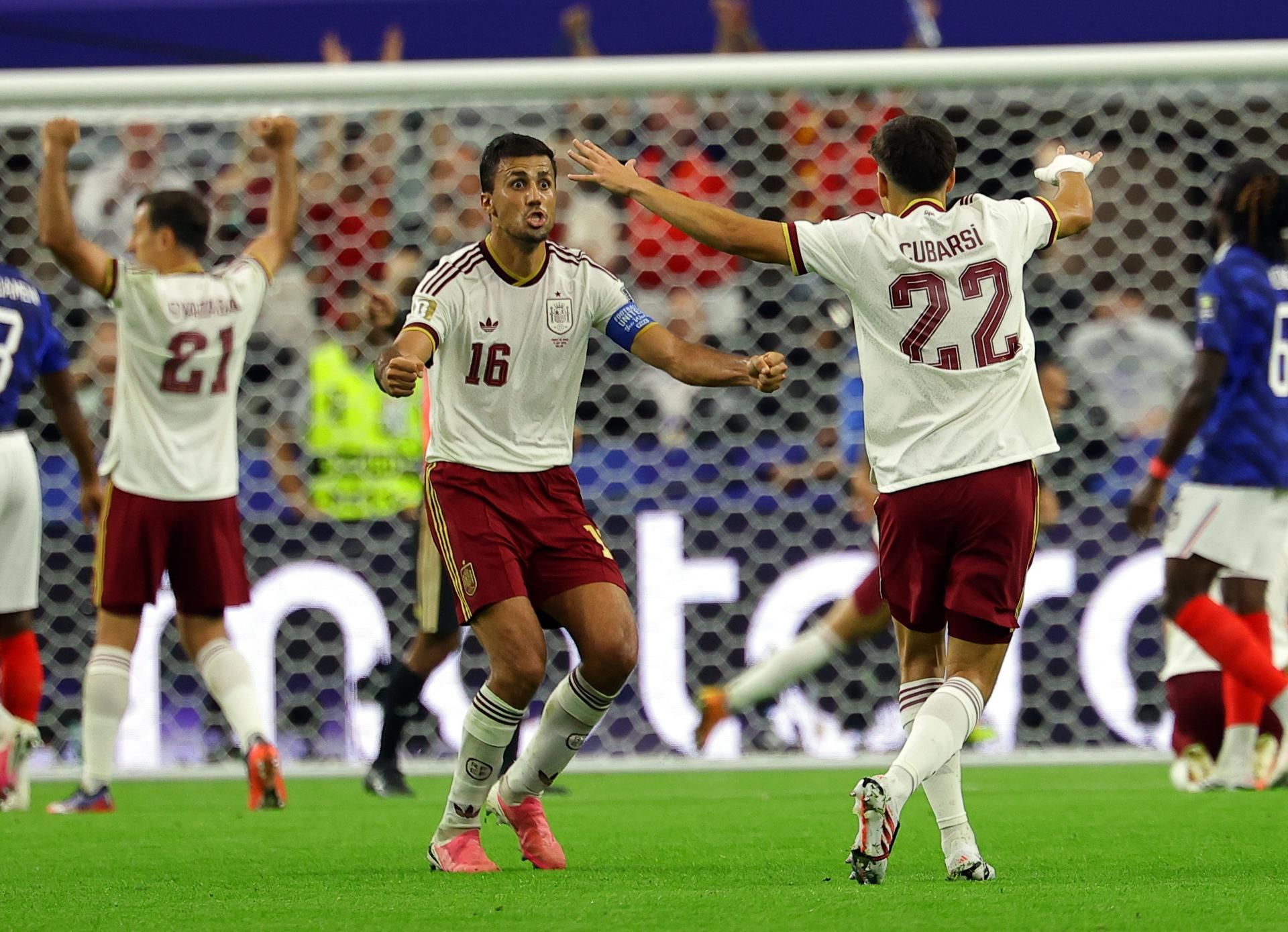 España festeja el pase a la final de la Copa del Mundo. EFE