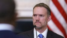 Jamieson Greer, titular de la Oficina del Representante Comercial de Estados Unidos (USTR, por sus siglas en inglés), reveló que tiene instrucciones directas del mandatario para utilizar "cualquier medio necesario" con el objetivo de reducir el déficit comercial con México (Foto: EFE)