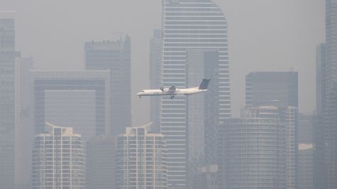 Postales apocalípticas de Toronto, Canadá, cubierta de humo por los más de 100 incendios forestales 