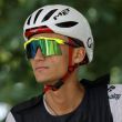 Isaac Del Toro se mantiene dentro de los 10 primeros lugares en el Tour de Francia. EFE