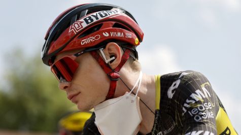 Isaac del Toro se ve involucrado en caída de Vingegaard en el Tour