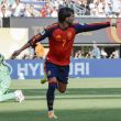 Ferran Torre anota el gol de la victoria para España