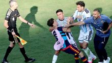 FIFA investigará comportamiento de los jugadores de Argentina al término de la Final de la Copa del Mundo. EFE