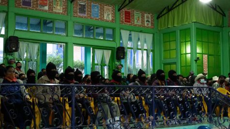 Durante su participación en el foro “Semillero Guerra contra la Humanidad”, el subcomandante Moisés detalló que tanto la dirigencia como las bases de apoyo zapatistas se trasladarán a la capital del país con el propósito primordial de estrechar vínculos (Foto: Cuartoscuro)