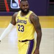 LeBron esa gente libre y se encuentra entre cuatro equipos que lo buscan para la siguiente temporada. EFE LeBron esa gente libre y se encuentra entre cuatro equipos que lo buscan para la siguiente temporada. EFE