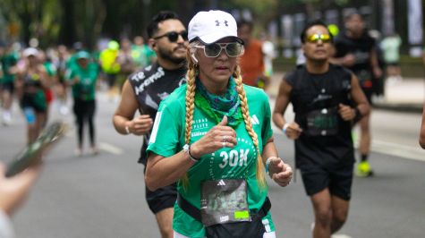 El 'Adidas Splits 30K' reunió a 8,000 corredores en Paseo de la Reforma, en una jornada que puso a prueba la resistencia, preparación y disciplina de participantes de distintos niveles dentro del creciente mundo del running (Foto: Brandon Díaz de León)