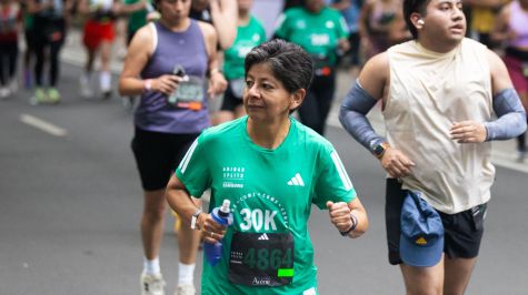El 'Adidas Splits 30K' reunió a 8,000 corredores en Paseo de la Reforma, en una jornada que puso a prueba la resistencia, preparación y disciplina de participantes de distintos niveles dentro del creciente mundo del running (Foto: Brandon Díaz de León)