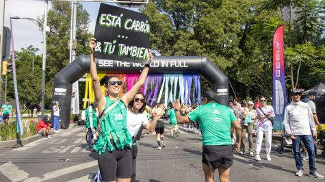 El 'Adidas Splits 30K' reunió a 8,000 corredores en Paseo de la Reforma, en una jornada que puso a prueba la resistencia, preparación y disciplina de participantes de distintos niveles dentro del creciente mundo del running (Foto: Brandon Díaz de León)