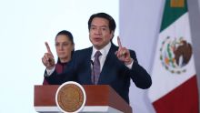 Mario Delgado Carrillo, titular de la Secretaría de Educación Pública (SEP), junto con especialistas en salud mental, alertaron sobre el grave impacto de la “tecnoadicción” en la infancia y adolescencia (Foto: Cuartoscuro)
