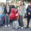 Policías de la PBI reunieron con su madre a dos adolescentes francesas que se extraviaron en la Ciudad Deportiva Magdalena Mixhuca. La SSC informó que ambas se encontraban en buen estado de salud. (Foto: PBI CDMX)