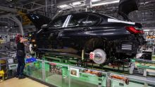 La industria automotriz en México atraviesa un ciclo de incertidumbre que podría frenar el flujo de nuevos capitales y la planeación de proyectos a largo plazo, indicó Guillermo Rosales Zárate, presidente ejecutivo de la AMDA (Foto: EFE)