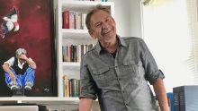 Fallece Benjamin Alire Sáenz