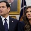 De acuerdo con el Departamento de Justicia (DOJ, por sus siglas en inglés), el acusado admitió ante la Corte del Distrito Sur de Florida haber publicado mensajes en la red social X el pasado 27 de mayo (Foto: EFE)