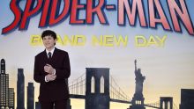 El actor británico y protagonista de 'Spider-Man: Brand New Day', Tom Holland, a su llegada al estreno de la película en el Reino Unido el 29 de julio de 2026 en Londres. EFE/EPA/TOLGA AKMEN