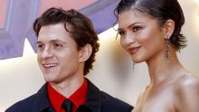 Fotografía de archivo donde aparecen los actores Tom Holland (i) y Zendaya (d). EFE/ Daniel González