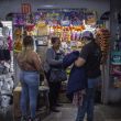 La informalidad laboral se estancó en México y llegó a 54.8% de la población ocupada en el primer trimestre de 2026, un nivel que complica la meta gubernamental de reducirla a 48.9% en 2030, advirtió el observatorio “México, ¿cómo vamos?” (Foto: Cuartoscuro)