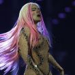 Fotografía de archivo, tomada el 20/07/2024, que muestra a la cantante y compositora colombiana Karol G durante su actuación en el estadio Santiago Bernabéu, en Madrid. EFE / J.P.Gandul.