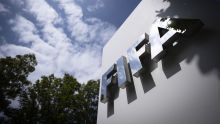 UEFA, AFC y Concacaf aumentan presión sobre Gianni Infantino