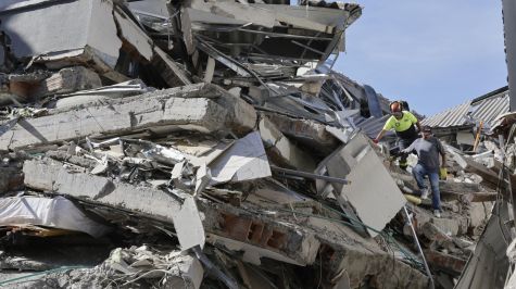 El número de personas muertas por el devastador terremoto de magnitud 7.4 que sacudió el lunes a Colombia aumentó a 169