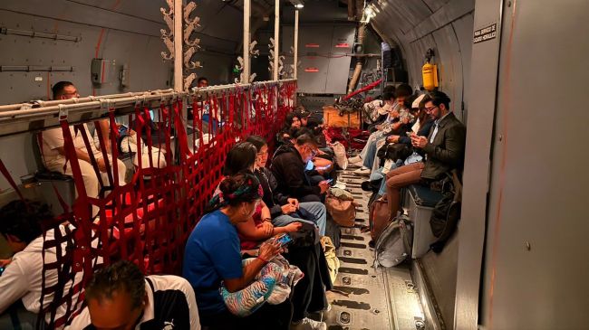 Gobierno de México repatría a 36 connacionales afectados por el sismo en Colombia. (SRE)