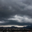 Con la llegada de las precipitaciones, la temperatura disminuirá durante la tarde y la noche. Para la madrugada del viernes, entre las 03:00 y las 06:00 horas, se estima una temperatura mínima de 14 grados Celsius. (Foto. Cuartoscuro)