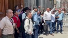 Integrantes de la Sección 22 de la CNTE arriban a Palacio Nacional para reunirse con Sheinbaum. (redes sociales)