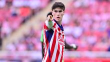 Armando 'Hormiga' se va de Chivas al futbol europeo. MexSport