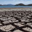 Esta crisis condujo al gobierno estadounidense a ultimar un plan destinado a recortar el suministro de agua en los estados de Arizona, California y Nevada para proteger la mayor red hidráulica del país (Foto: EFE) Esta crisis condujo al gobierno estadounidense a ultimar un plan destinado a recortar el suministro de agua en los estados de Arizona, California y Nevada para proteger la mayor red hidráulica del país (Foto: EFE)