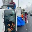 Minutos después, dos de los automóviles de emergencia que acudían a brindar auxilio colisionaron entre sí en un intento por rebasar el tráfico, provocando heridas a dos paramédicos y paralizando por completo la circulación de la vía rápida (Foto: Especial)