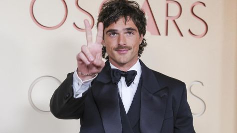 El actor australiano Jacob Elordi llega a la alfombra roja antes de la 98ª edición anual de los Premios de la Academia en el Dolby Theatre, en el barrio de Hollywood de Los Ángeles, California, EE. UU., el 15 de marzo de 2026. EFE/EPA/RYAN SUN El actor australiano Jacob Elordi llega a la alfombra roja antes de la 98ª edición anual de los Premios de la Academia en el Dolby Theatre, en el barrio de Hollywood de Los Ángeles, California, EE. UU., el 15 de marzo de 2026. EFE/EPA/RYAN SUN