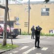 Al arribar al sitio, el personal activó los protocolos de seguridad correspondientes y solicitó la colaboración de los integrantes del Heroico Cuerpo de Bomberos (Foto: @israellorenzana)