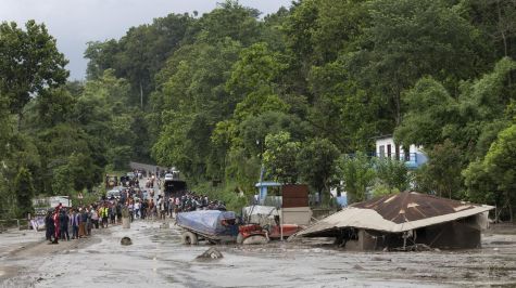 Nepal ha sufrido este miércoles una riada inmensa que ha golpeado con fuerza el norte del país